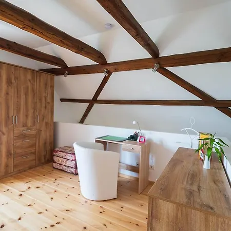 Apartment Teichblick Und Turmblick, Mit Kultur In Grosszschepa, Naehe Leipzig *