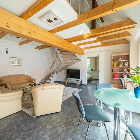 Teichblick Und Turmblick, Mit Kultur In Grosszschepa, Naehe Leipzig Grosszschepa