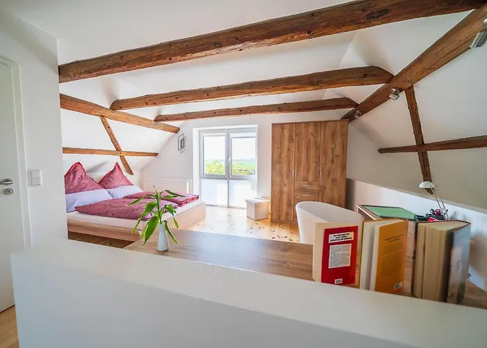 Teichblick Und Turmblick, Mit Kultur In Grosszschepa, Naehe Leipzig Grosszschepa