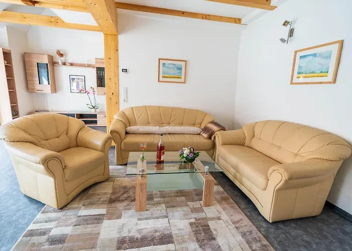 Teichblick Und Turmblick, Mit Kultur In Grosszschepa, Naehe Leipzig Grosszschepa